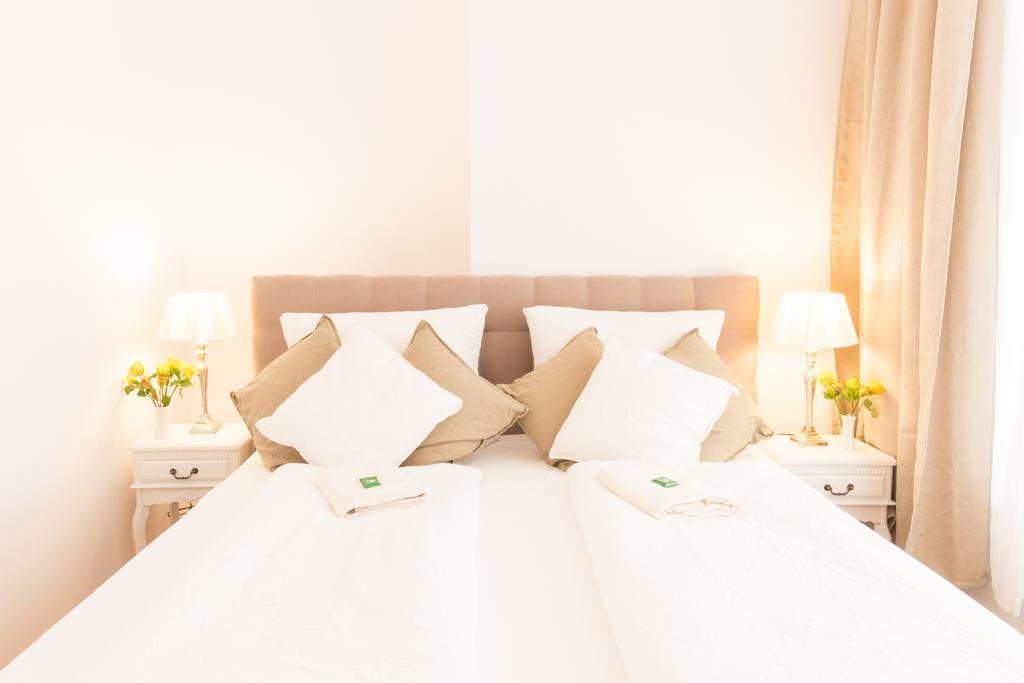 Fritz By Rockchair L Superhost Status L 3 Bedrooms Boxspringbeds 2 Bathrooms 2 Kitchen - Cozy Family & Business Flair Welcomes You! Апартаменты
