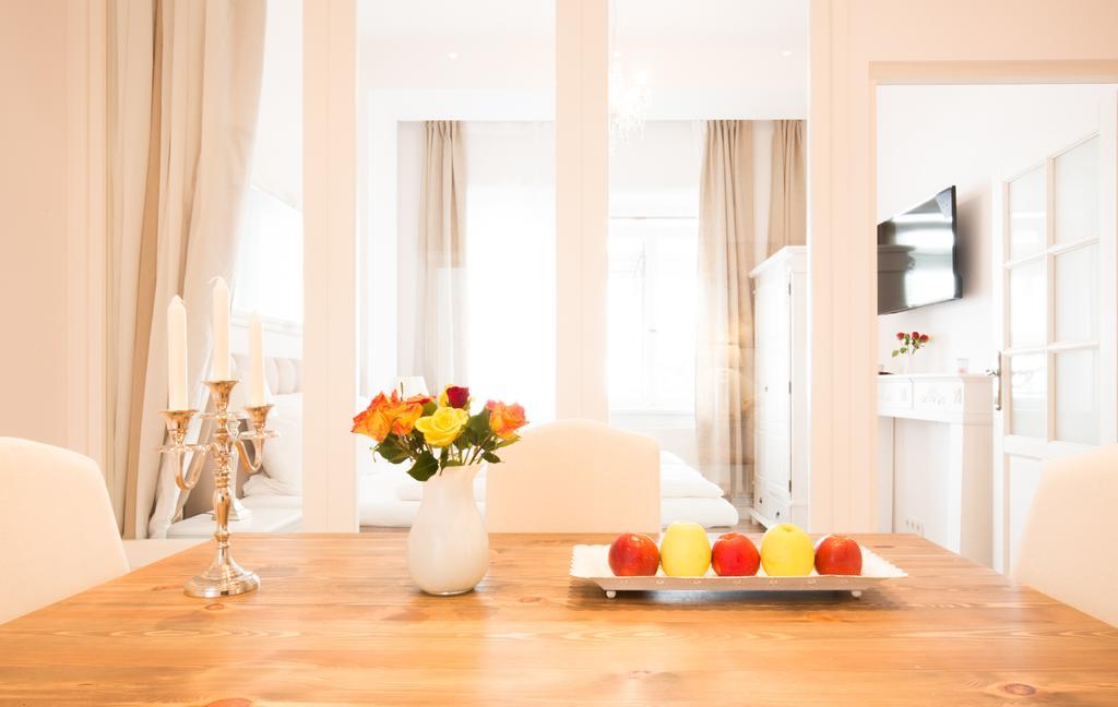 Appartement Fritz By Rockchair L Superhost Status L 3 Bedrooms Boxspringbeds 2 Bathrooms 2 Kitchen - Cozy Family & Business Flair Welcomes You! Berlin